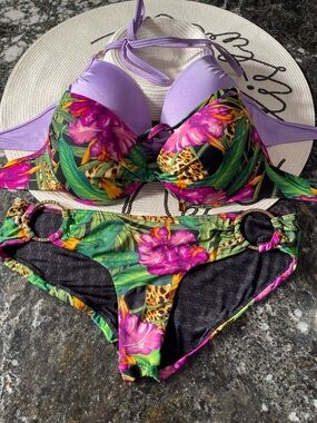Victoria Secret bikini pushup 36D OR 36C and floral hoop M bottoms